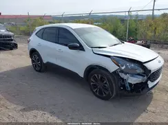 1FMCU9G64NUB60460 2022 FORD ESCAPE