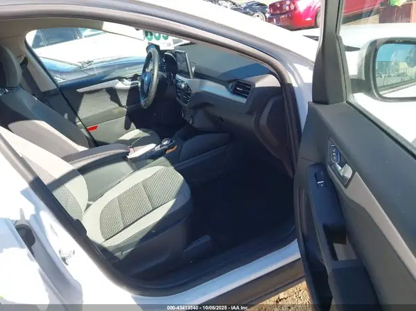1FMCU9G65LUB80102 2020 FORD ESCAPE - Image 1