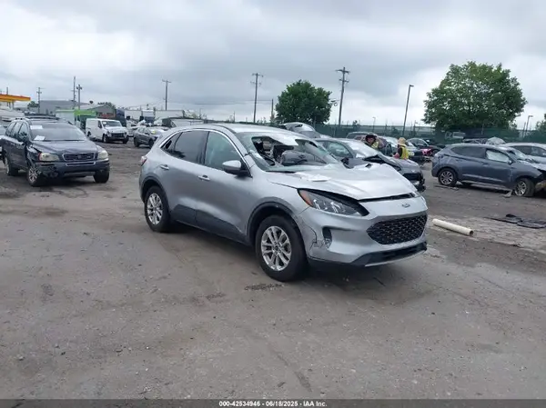 1FMCU9G65MUA20352 2021 FORD ESCAPE - Image 1