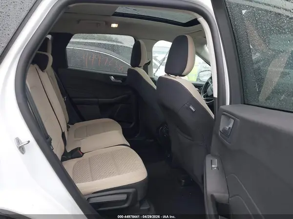 1FMCU9G65MUA34218 2021 FORD ESCAPE - Image 8