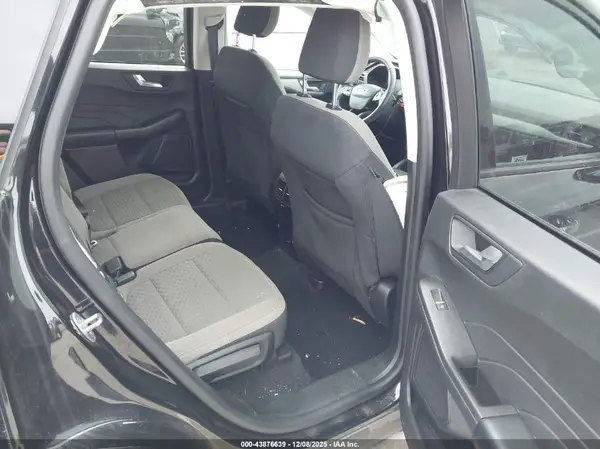 1FMCU9G65MUA62472 2021 FORD ESCAPE - Image 8