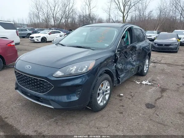 1FMCU9G65NUA01804 2022 FORD ESCAPE - Image 2