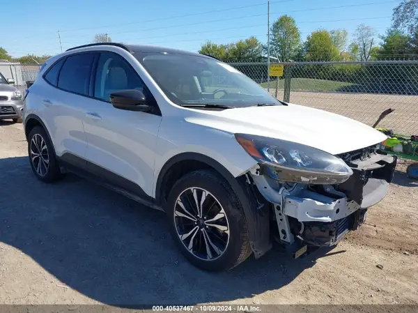 1FMCU9G65NUA13953 2022 FORD ESCAPE - Image 1