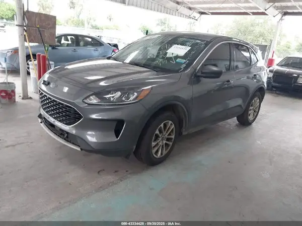 1FMCU9G65NUA20353 2022 FORD ESCAPE - Image 2