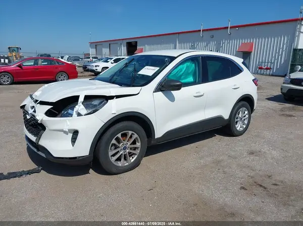 1FMCU9G65NUA60965 2022 FORD ESCAPE - Image 2