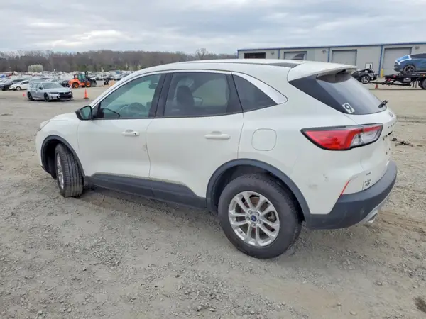 1FMCU9G65NUA61016 2022 FORD ESCAPE - Image 2