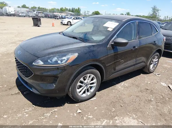 1FMCU9G65NUA66085 2022 FORD ESCAPE - Image 2