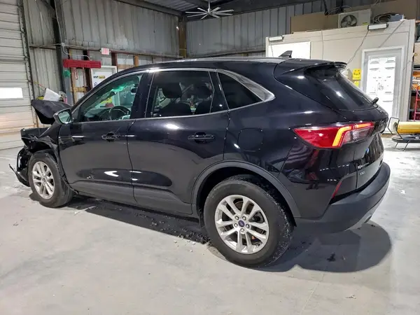 1FMCU9G65NUA68368 2022 FORD ESCAPE - Image 2