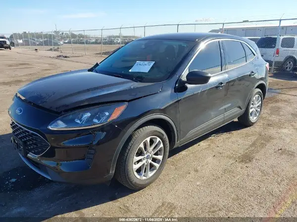 1FMCU9G65NUA93738 2022 FORD ESCAPE - Image 2