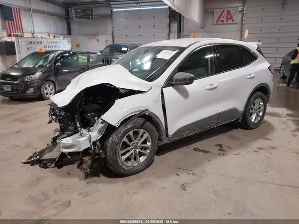 1FMCU9G65NUA99541 2022 FORD ESCAPE - Image 2
