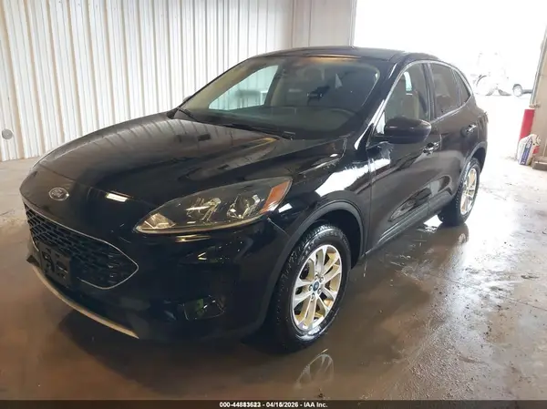 1FMCU9G65NUB10778 2022 FORD ESCAPE - Image 2