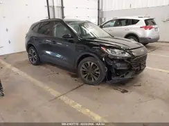 1FMCU9G65NUB13177 2022 FORD ESCAPE