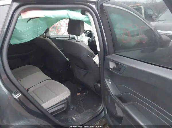 1FMCU9G65NUB22901 2022 FORD ESCAPE - Image 8