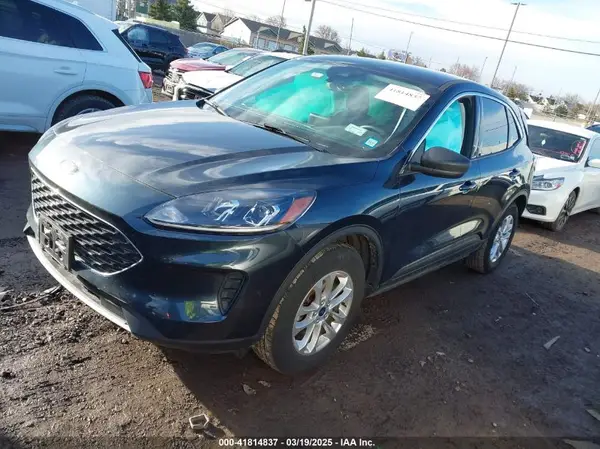 1FMCU9G65NUB67143 2022 FORD ESCAPE - Image 2