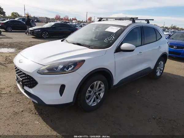 1FMCU9G66LUA79361 2020 FORD ESCAPE - Image 2
