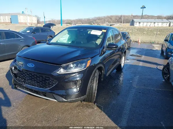 1FMCU9G66LUA99853 2020 FORD ESCAPE - Image 2