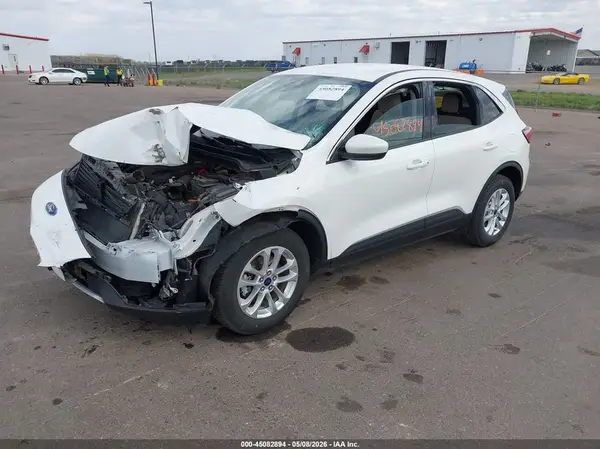 1FMCU9G66LUB04498 2020 FORD ESCAPE - Image 2