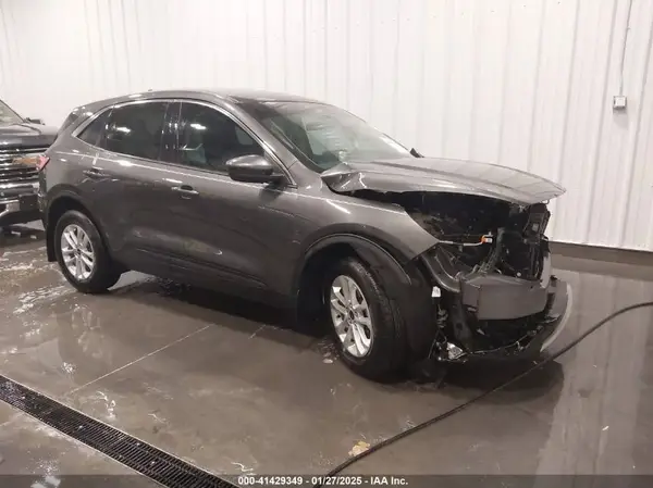 1FMCU9G66LUC41361 2020 FORD ESCAPE - Image 1