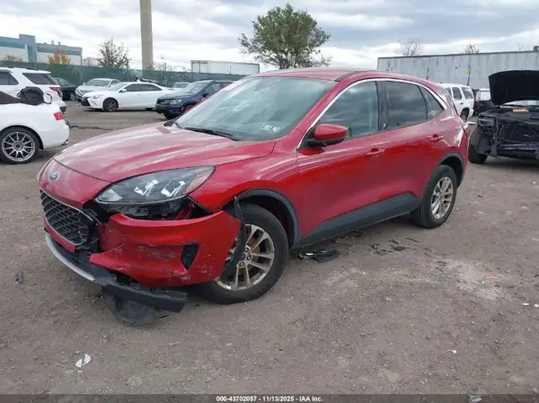 1FMCU9G66LUC70620 2020 FORD ESCAPE - Image 2