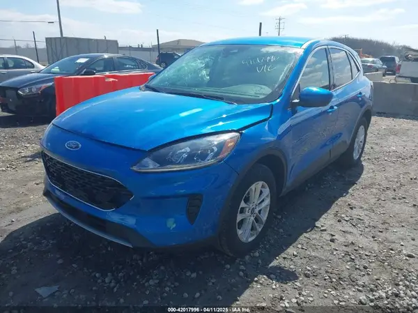 1FMCU9G66MUA03270 2021 FORD ESCAPE - Image 2