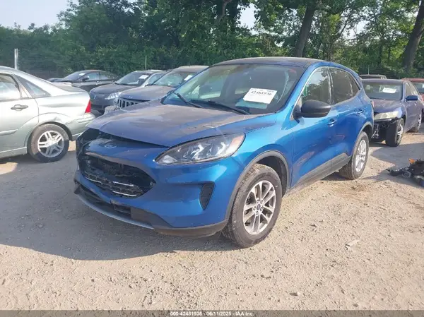 1FMCU9G66NUA29322 2022 FORD ESCAPE - Image 2