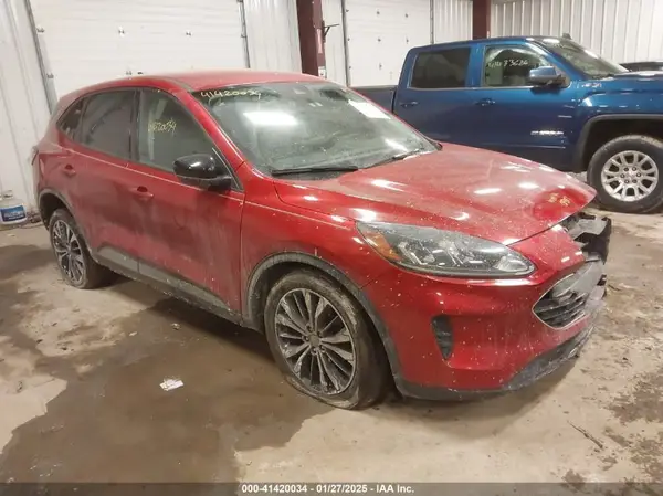1FMCU9G66NUB13365 2022 FORD ESCAPE - Image 1