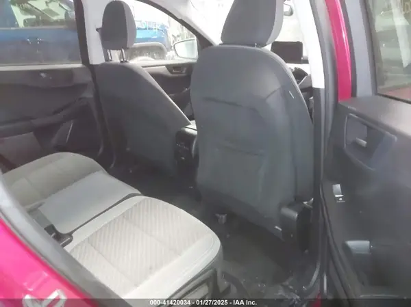 1FMCU9G66NUB13365 2022 FORD ESCAPE - Image 8