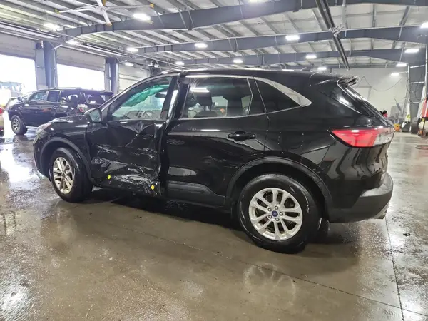 1FMCU9G66NUB66079 2022 FORD ESCAPE - Image 2