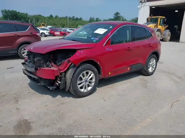 1FMCU9G67LUA43744 2020 FORD ESCAPE - Image 2
