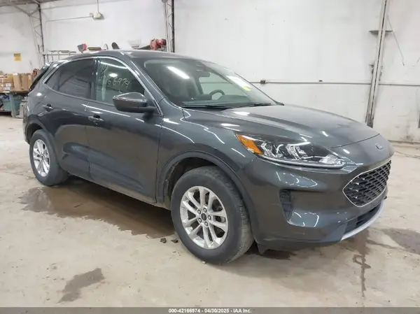 1FMCU9G67LUA50211 2020 FORD ESCAPE - Image 1