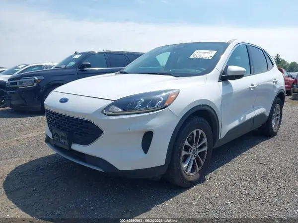 1FMCU9G67LUA79806 2020 FORD ESCAPE - Image 2