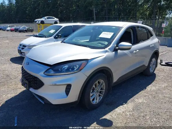 1FMCU9G67LUB31208 2020 FORD ESCAPE - Image 2