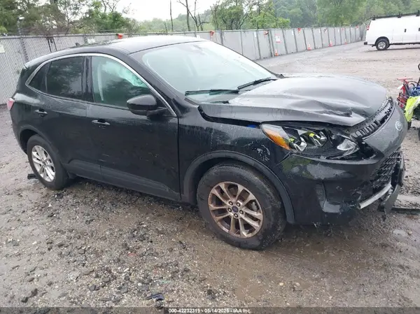 1FMCU9G67MUA23303 2021 FORD ESCAPE - Image 1