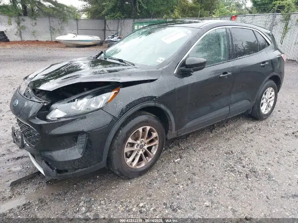 1FMCU9G67MUA23303 2021 FORD ESCAPE - Image 2