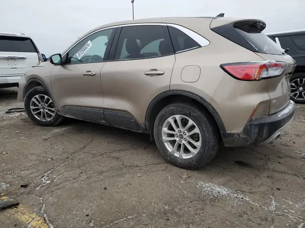 1FMCU9G67MUA50212 2021 FORD ESCAPE - Image 2