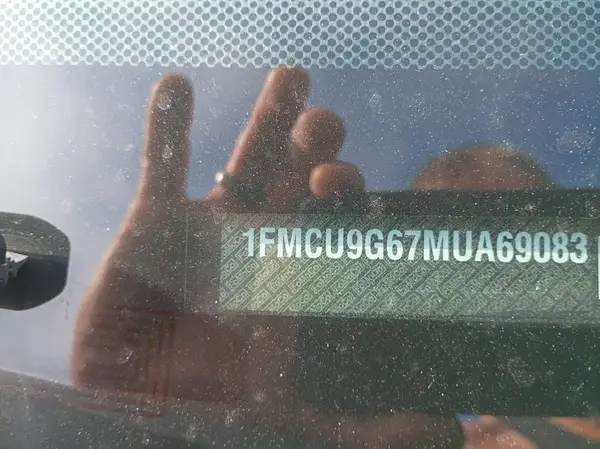 1FMCU9G67MUA69083 2021 FORD ESCAPE - Image 8