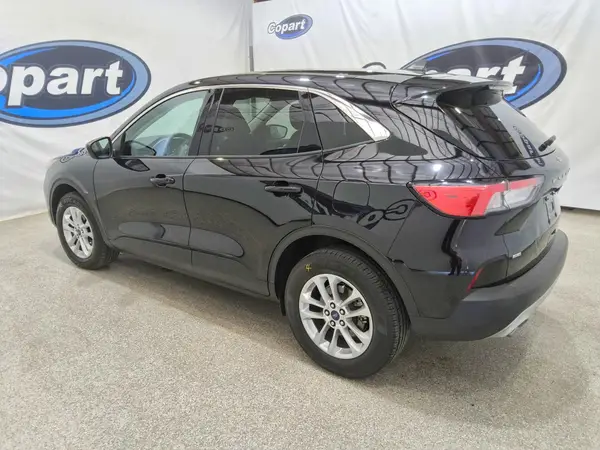1FMCU9G67MUA74008 2021 FORD ESCAPE - Image 2
