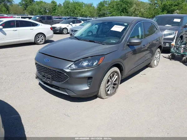1FMCU9G67MUA85865 2021 FORD ESCAPE - Image 2