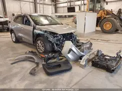 1FMCU9G67NUA52477 2022 FORD ESCAPE
