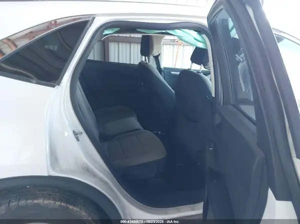 1FMCU9G67NUA60367 2022 FORD ESCAPE - Image 8