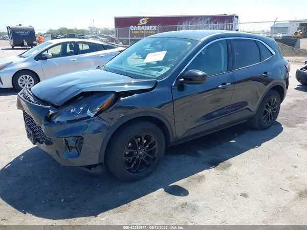 1FMCU9G67NUA93496 2022 FORD ESCAPE - Image 2