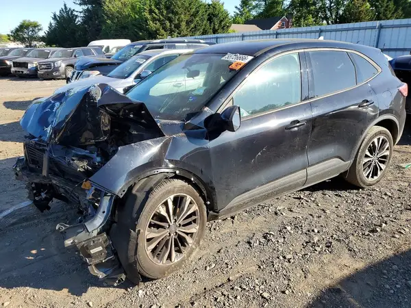 1FMCU9G67NUB17604 2022 FORD ESCAPE - Image 1