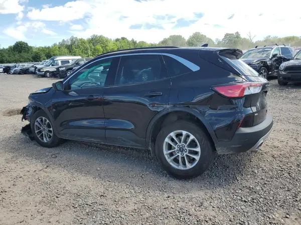 1FMCU9G67NUB44933 2022 FORD ESCAPE - Image 2