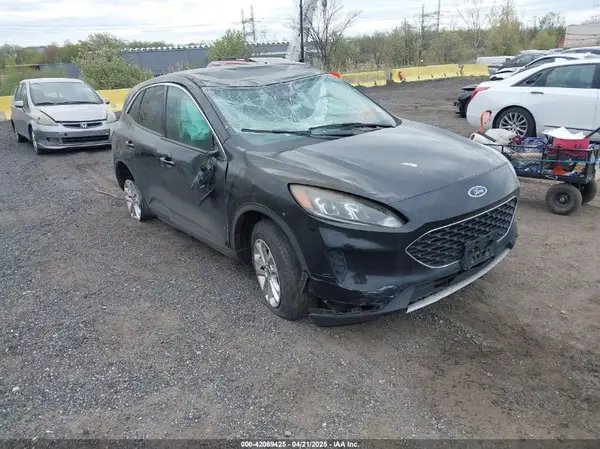 1FMCU9G68LUA65624 2020 FORD ESCAPE - Image 1