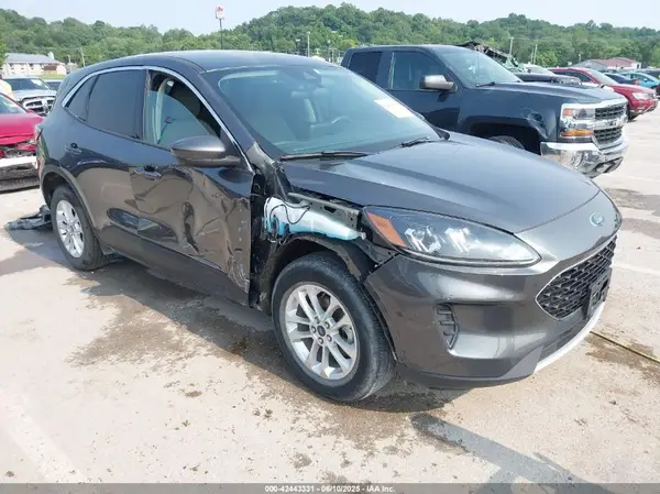 1FMCU9G68LUB00842 2020 FORD ESCAPE - Image 1