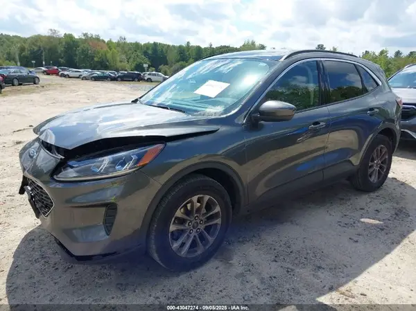 1FMCU9G68LUB21304 2020 FORD ESCAPE - Image 2