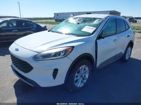 1FMCU9G68LUB43559 2020 FORD ESCAPE - Image 2