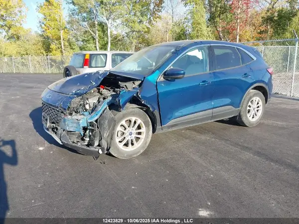 1FMCU9G68LUB50933 2020 FORD ESCAPE - Image 2