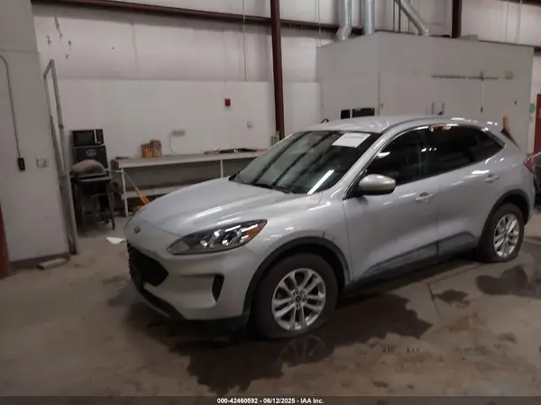1FMCU9G68LUB68719 2020 FORD ESCAPE - Image 2