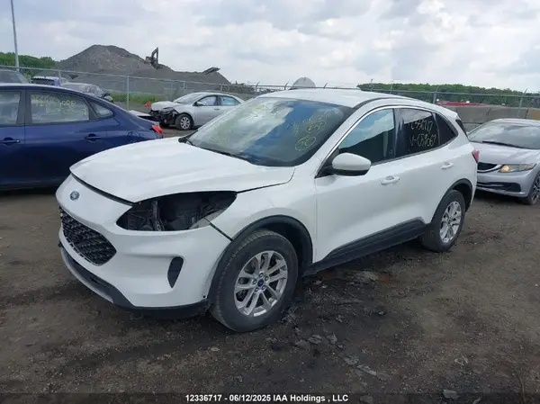 1FMCU9G68LUC59067 2020 FORD ESCAPE - Image 2